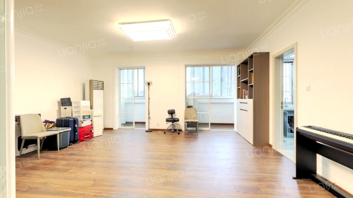 静安长华公寓二手房实景图