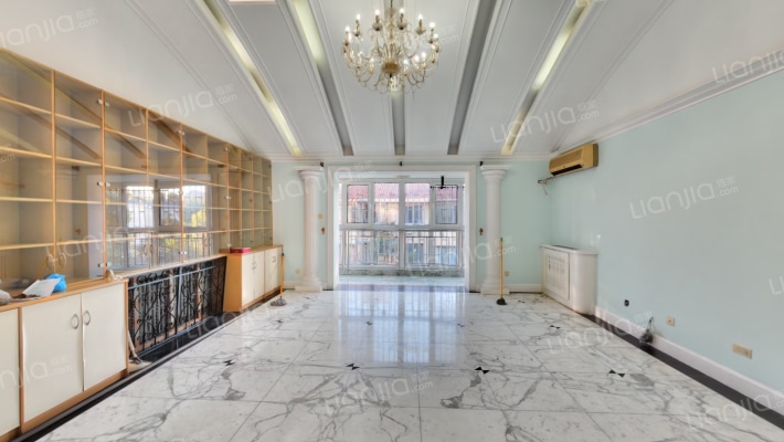 九龙山庄南区二手房实景图