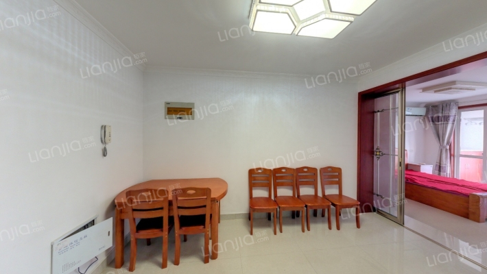 三里墩花苑二期二手房实景图