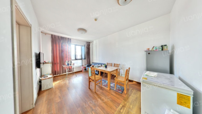 悦丽海湾三期二手房实景图