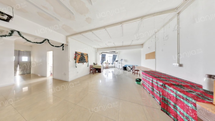 棕南俊园二手房实景图