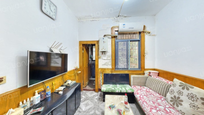 鼓风机厂宿舍二手房实景图