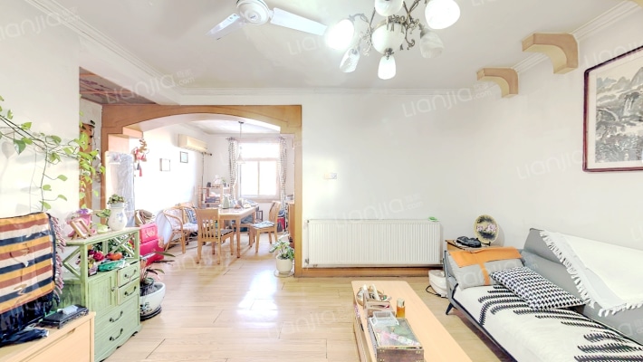 燃气集团公司宿舍二手房实景图