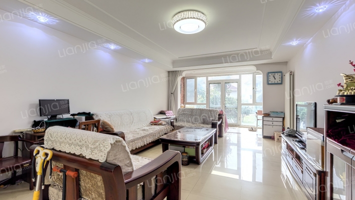 瑞士花园二手房实景图