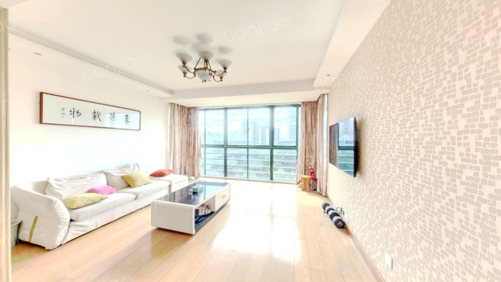 晶华名园二手房实景图