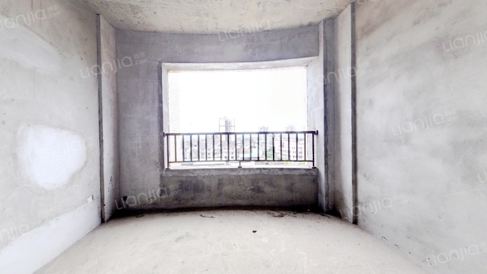 裴城春天二手房实景图