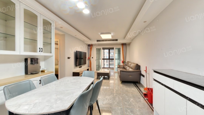 孔雀城荷院二手房实景图