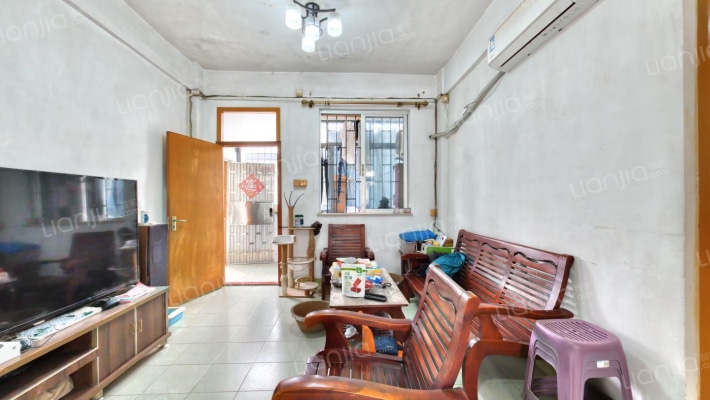 仙湖边街二手房实景图