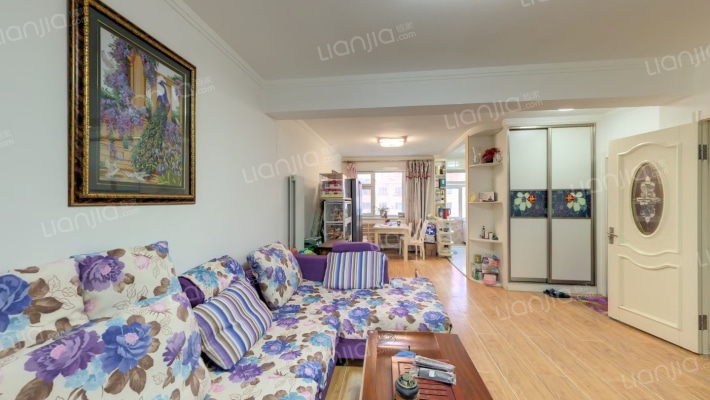 曲线街二手房实景图