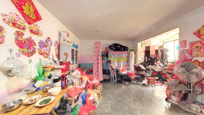 春城家园A区二手房实景图