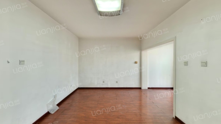 钓鱼台小区二手房实景图