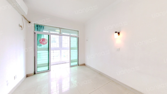 八达商城二手房实景图