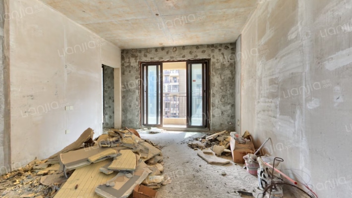 保利东郡二手房实景图