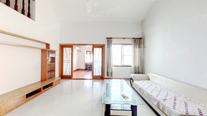 龙凤苑1二手房实景图