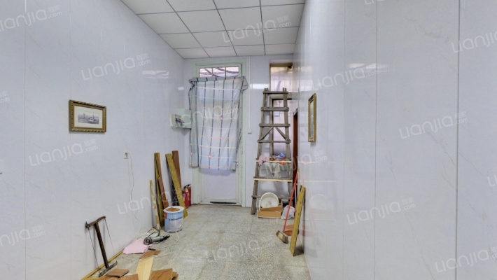 极星里二手房实景图