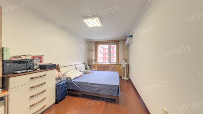 北鸿花园二手房实景图