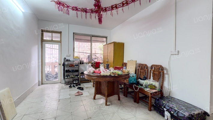 花边新苑二手房实景图