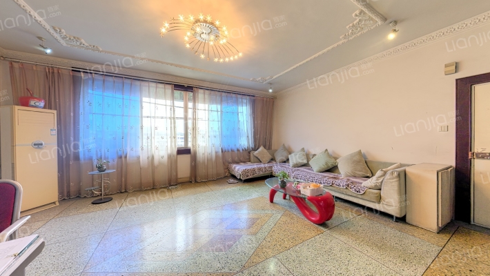 华山北路136号二手房实景图