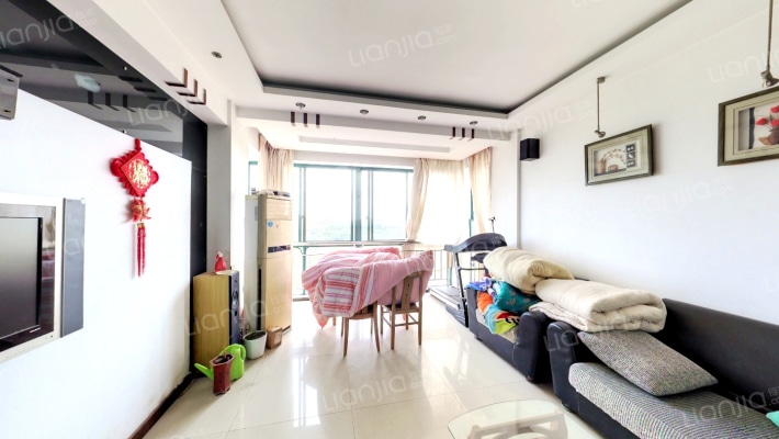 胜地名苑东区二手房实景图