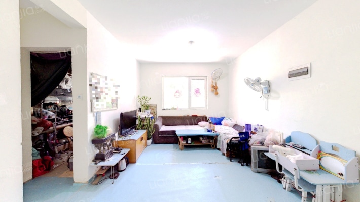 集贤花园二手房实景图
