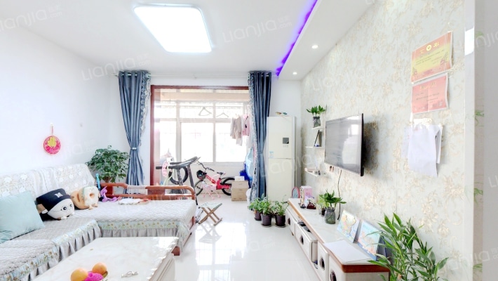 尹泰华府二手房实景图