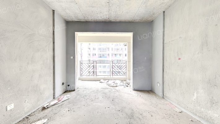 雍都翡翠城二手房实景图