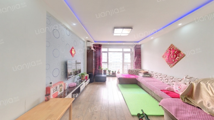 天嘉水晶城一期二手房实景图