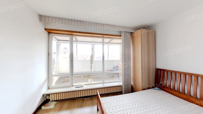 学子园二手房实景图