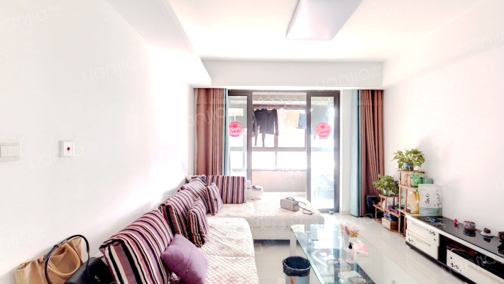 华地翡翠蓝湾三期朗园二手房实景图