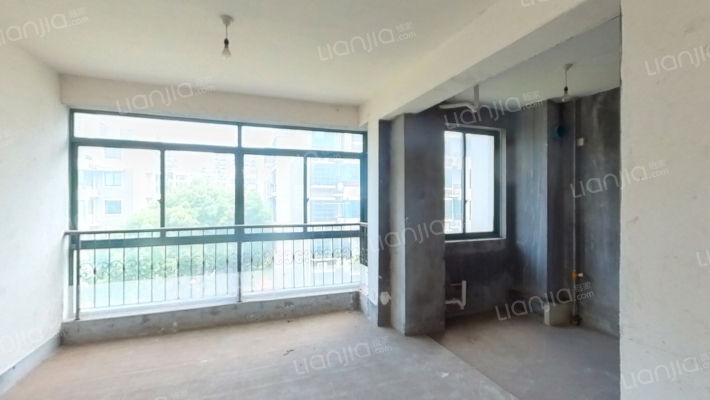 东方前城南区二手房实景图