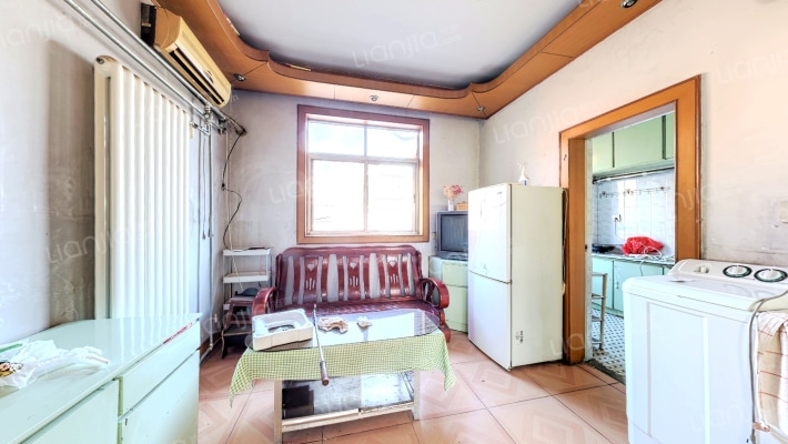 伏牛路178号院二手房实景图