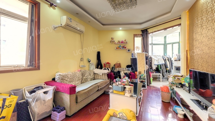 西谈家渡路17弄二手房实景图