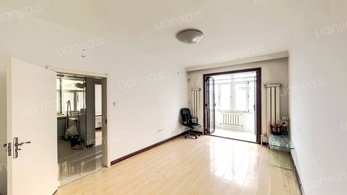 建设中路68号二手房实景图