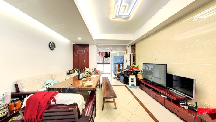 世欧彼岸城B区二手房实景图