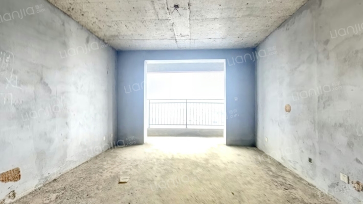 普罗旺斯二手房实景图
