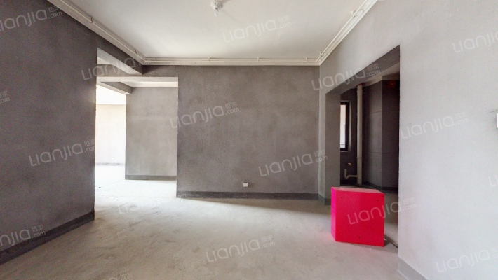 龙润中港名都二手房实景图