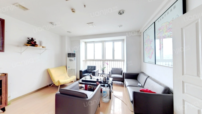 白马服装城二手房实景图