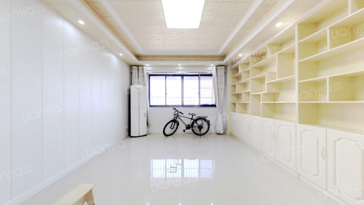 白杨湾国际公馆二手房实景图