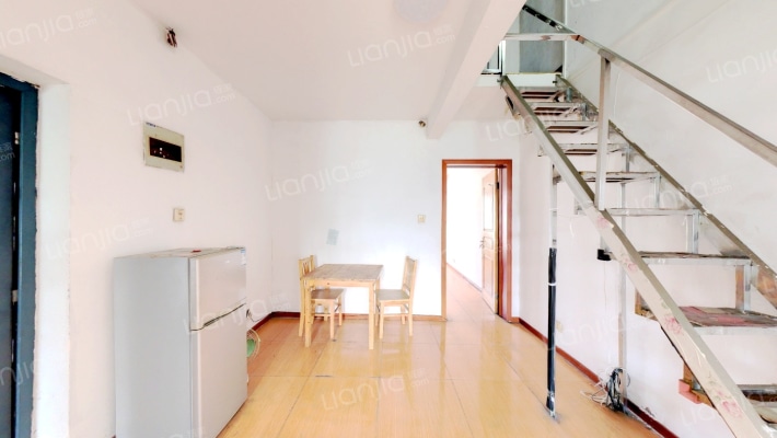 鸿福苑三区二手房实景图