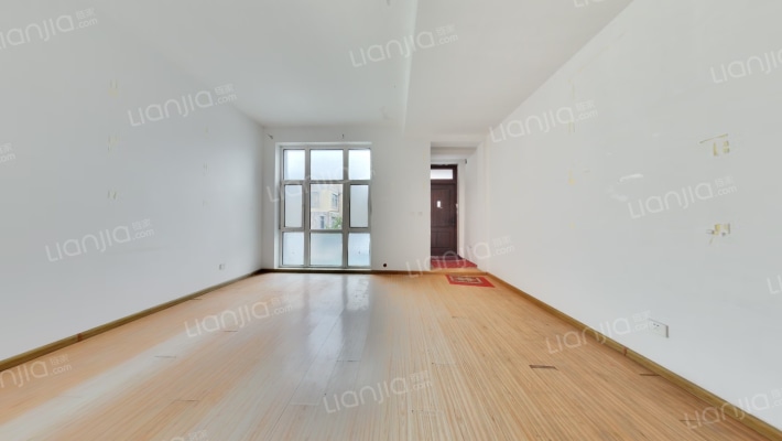 青岛小镇观湖西区二手房实景图