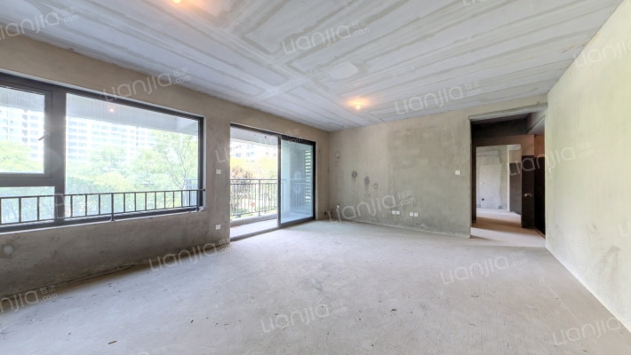 铂悦世家二手房实景图