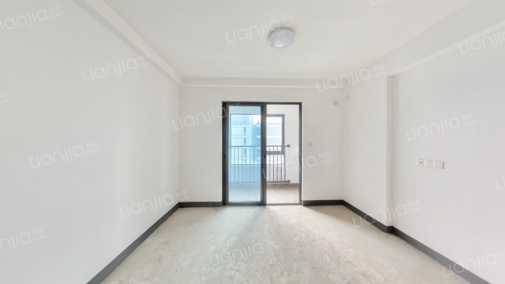 国贸学原二期二手房实景图