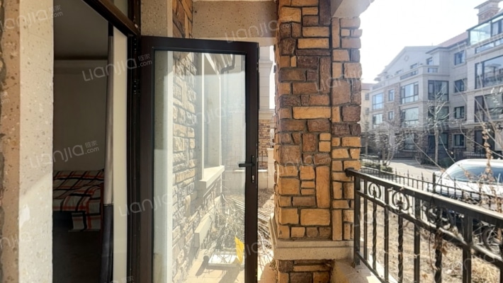 拉斐水岸二手房实景图