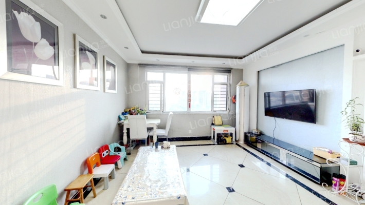 东方公园世家二手房实景图