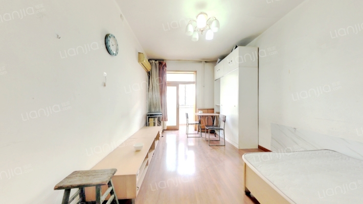 医药公司宿舍二手房实景图