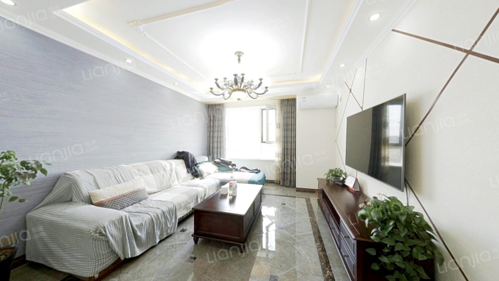 保利香槟凯歌二手房实景图