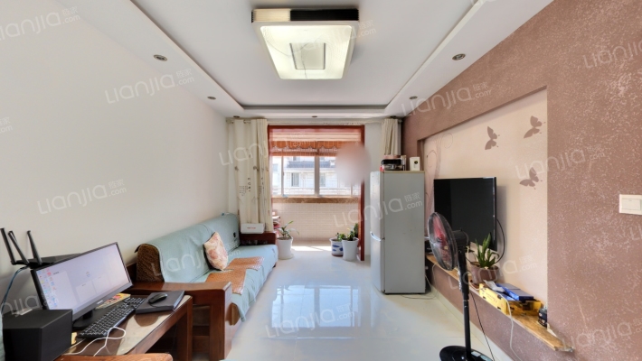 东浜新苑南区二手房实景图