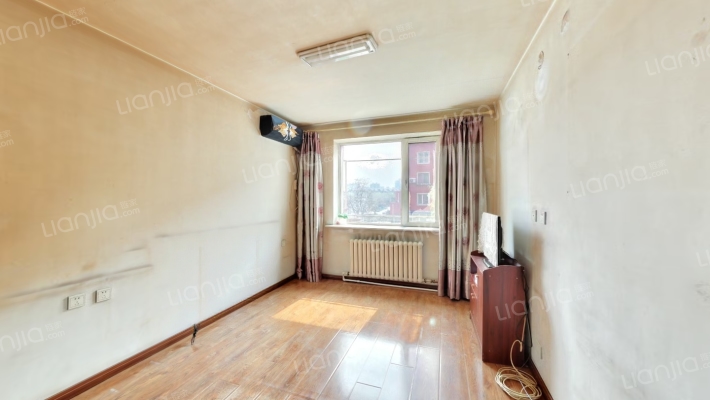 滑翔七小区二手房实景图