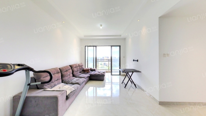 中海左岸岚庭二手房实景图