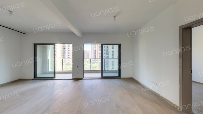 和泰·春和云境府二手房实景图